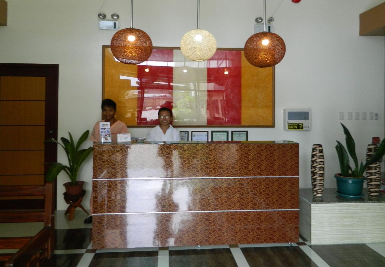 Qanaq Hotel — Davao — photo 3