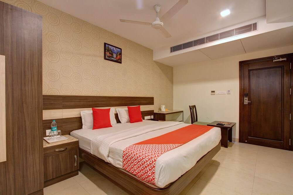 Capital O 4603 Hotel The Fortune in Coimbatore, India