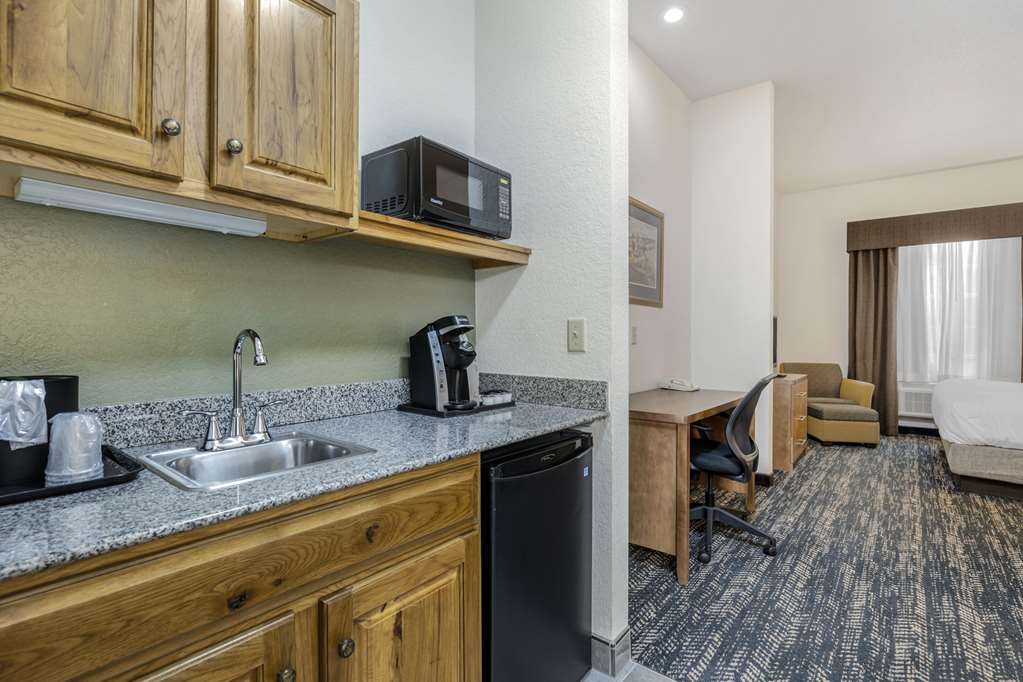 Comfort Inn & Suites Mt. Rushmore - photo 37