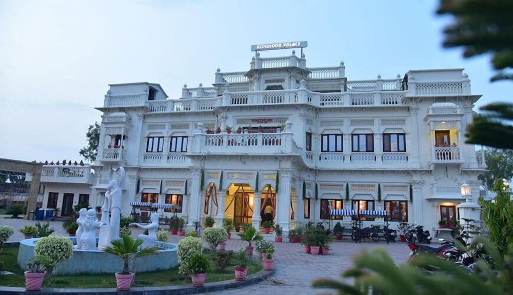 Kohinoor Palace in Ajodhya, India