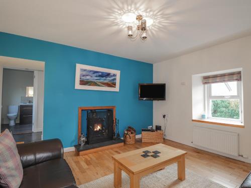 Lilac Cottage — Strathpeffer — photo 5