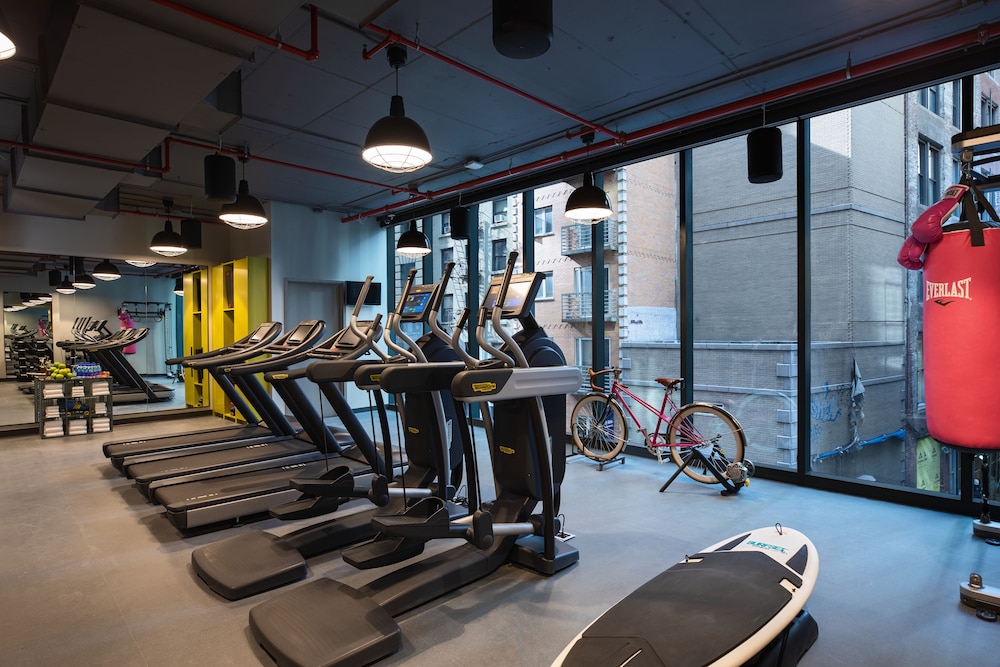 Moxy NYC Downtown - photo 33