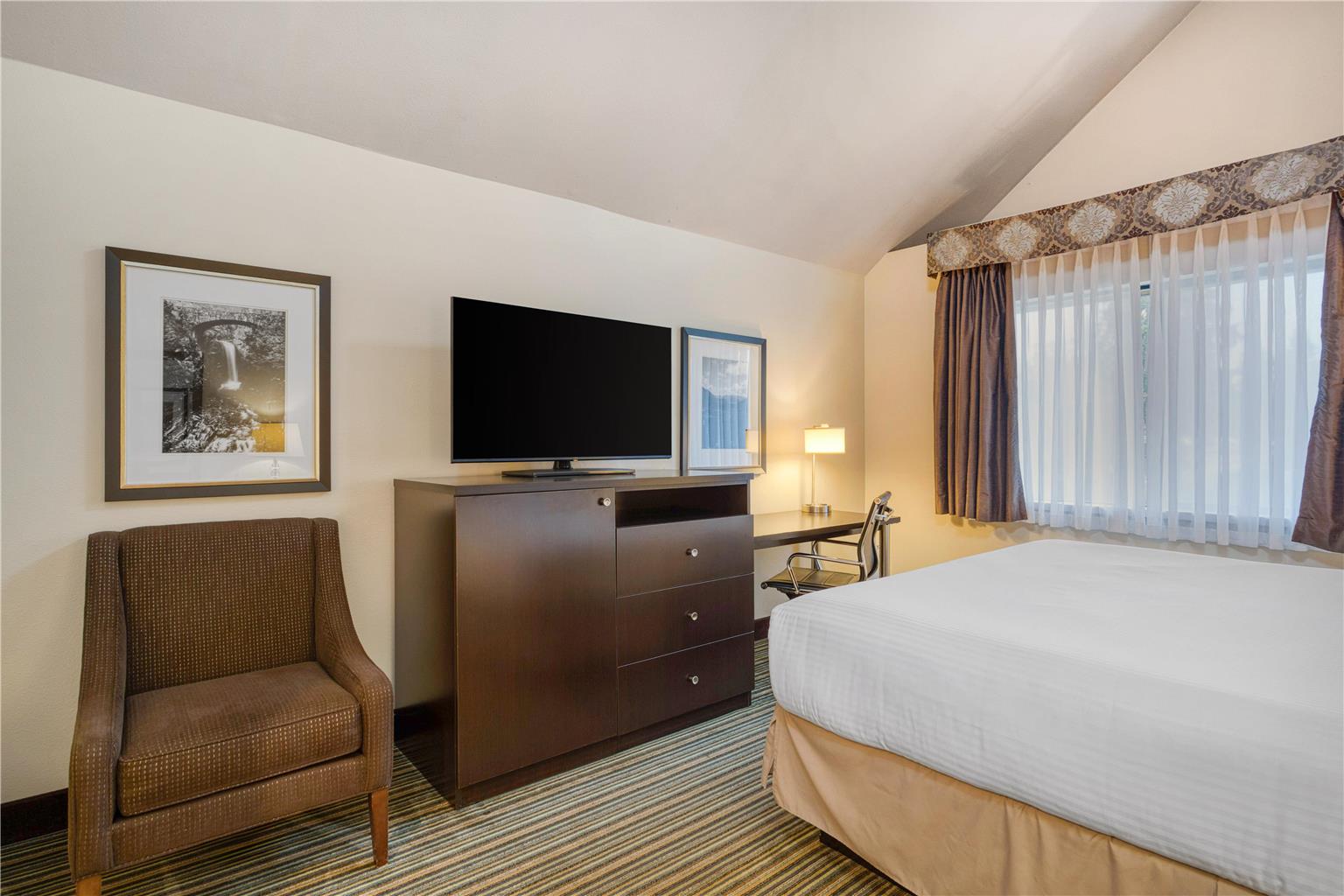 Best Western Alderwood - photo 33