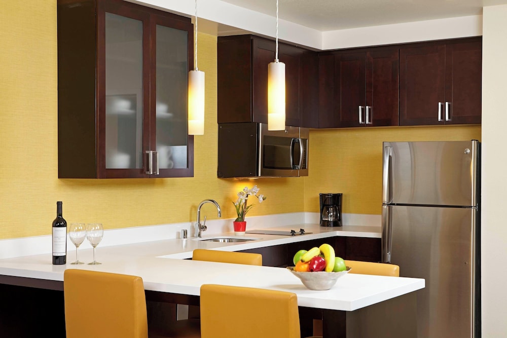 Residence Inn by Marriott Los Angeles LAX Century Boulevard - photo 17