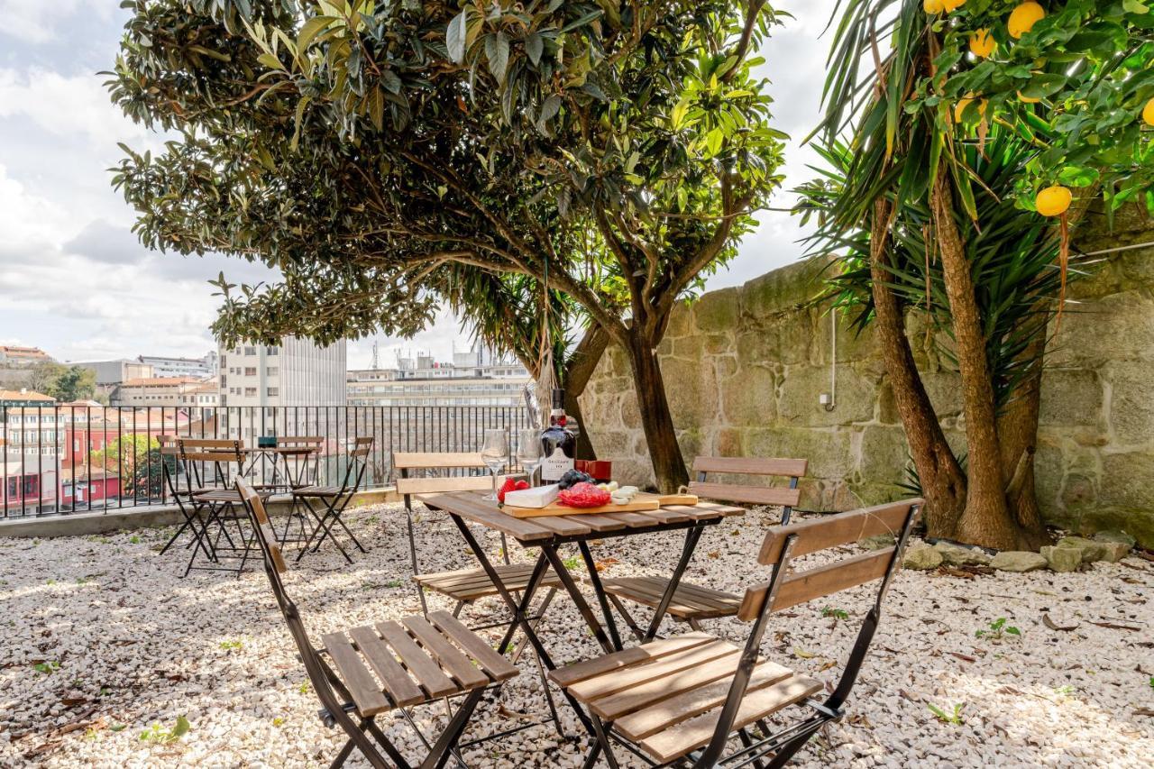 Hostwise Stylish Sunny Flats - last minute hotel in Porto