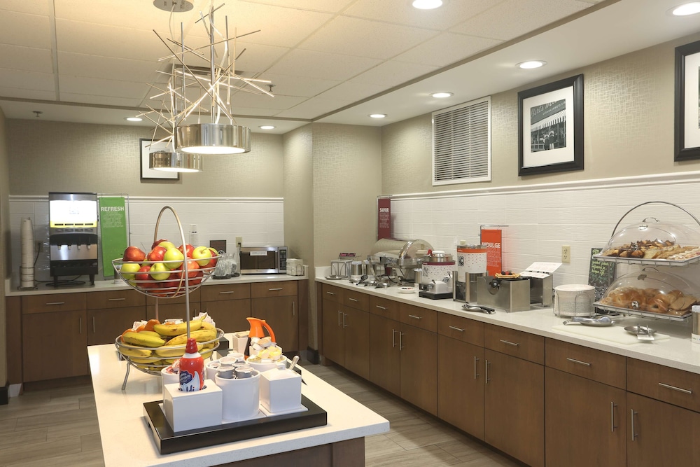Hampton Inn Owego - photo 27