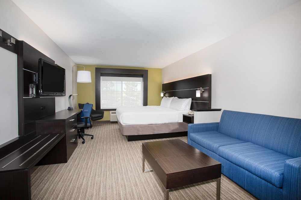 Holiday Inn Express Hotel & Suites Ft. Collins by IHG - photo 14