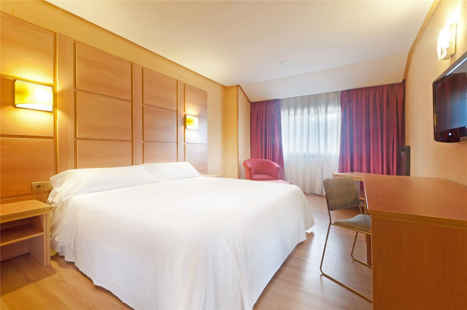 Hotel Puertollano — hotel in Puertollano