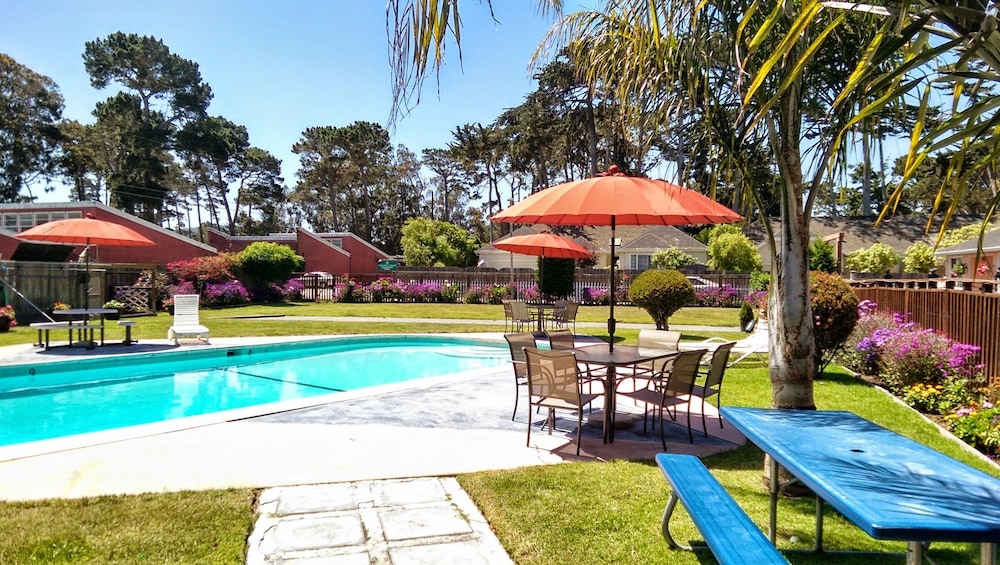 Butterfly Grove Inn - photo 39