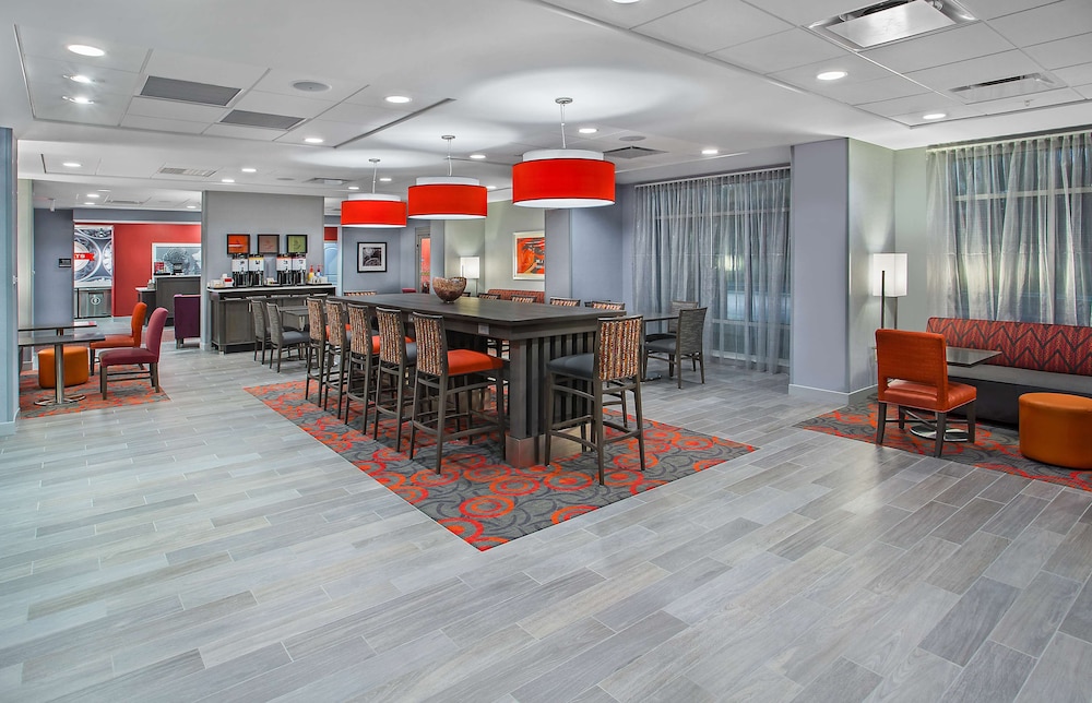 Hampton Inn Vincennes - photo 2