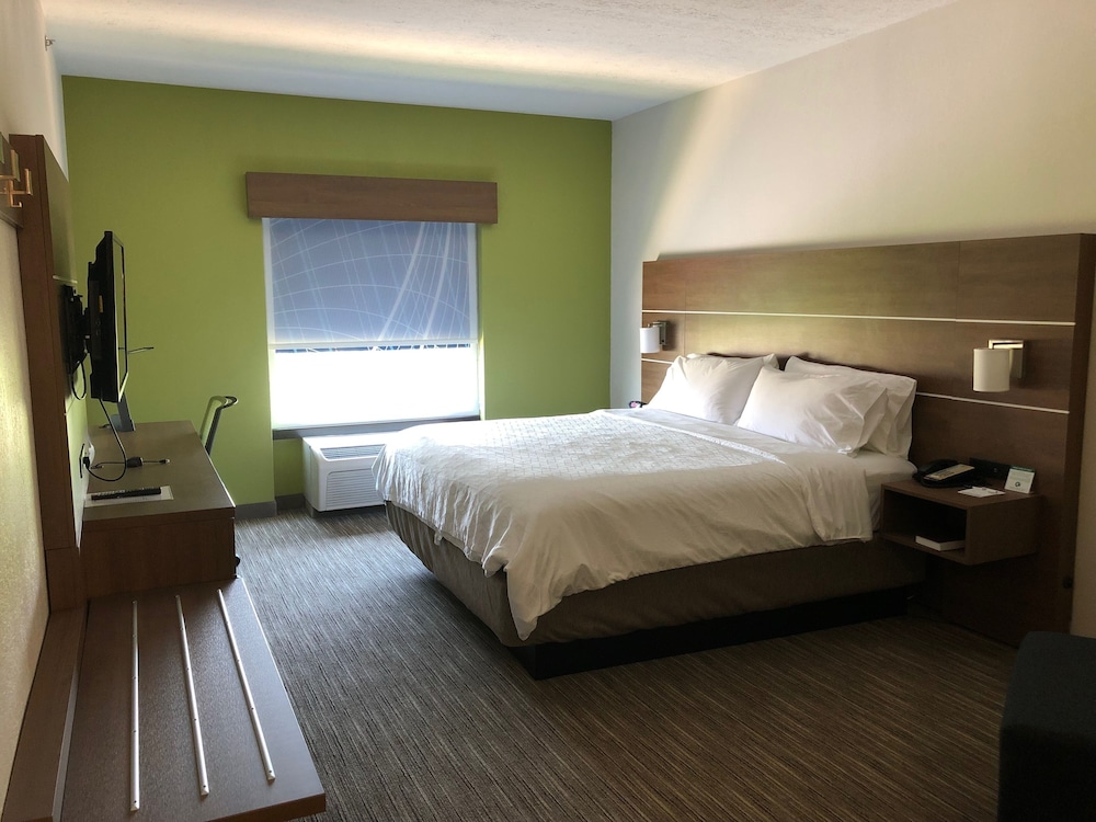 Holiday Inn Express & Suites Franklin KY by IHG - photo 17