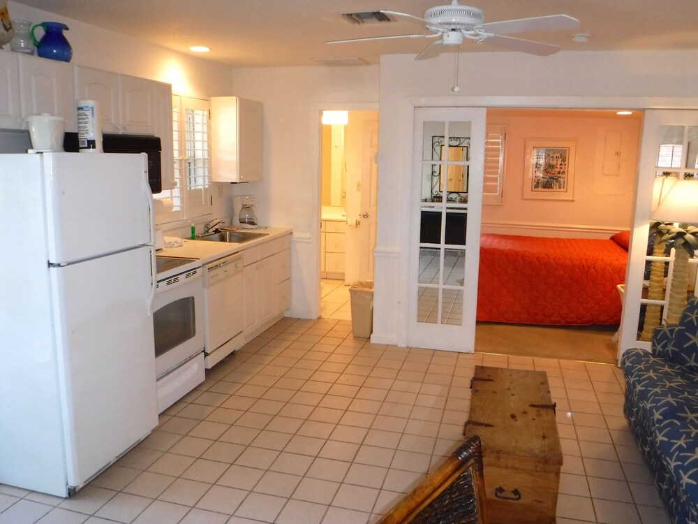Waterside Inn on the Beach - photo 22