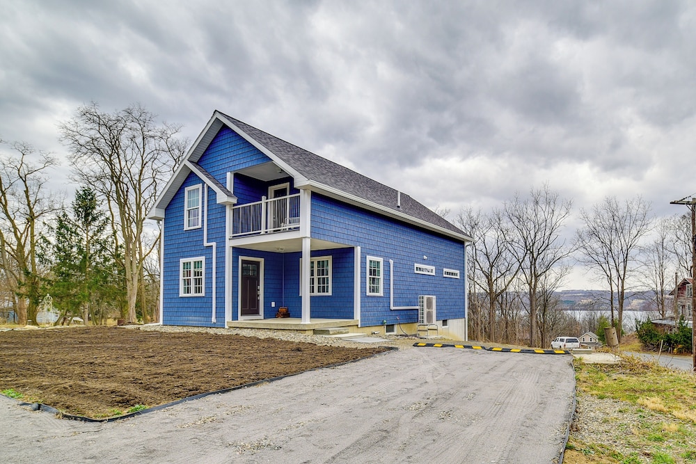 Seneca Lake Wine Trail Studio W Water View 21591321 — Hector