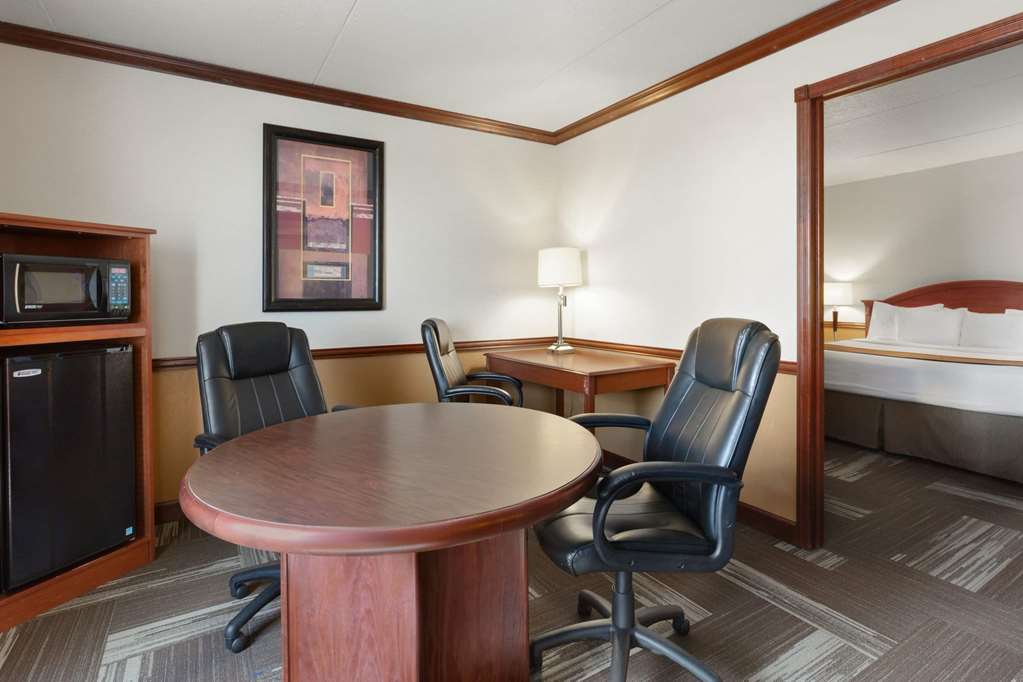 Baymont by Wyndham Mandan Bismarck Area - photo 12