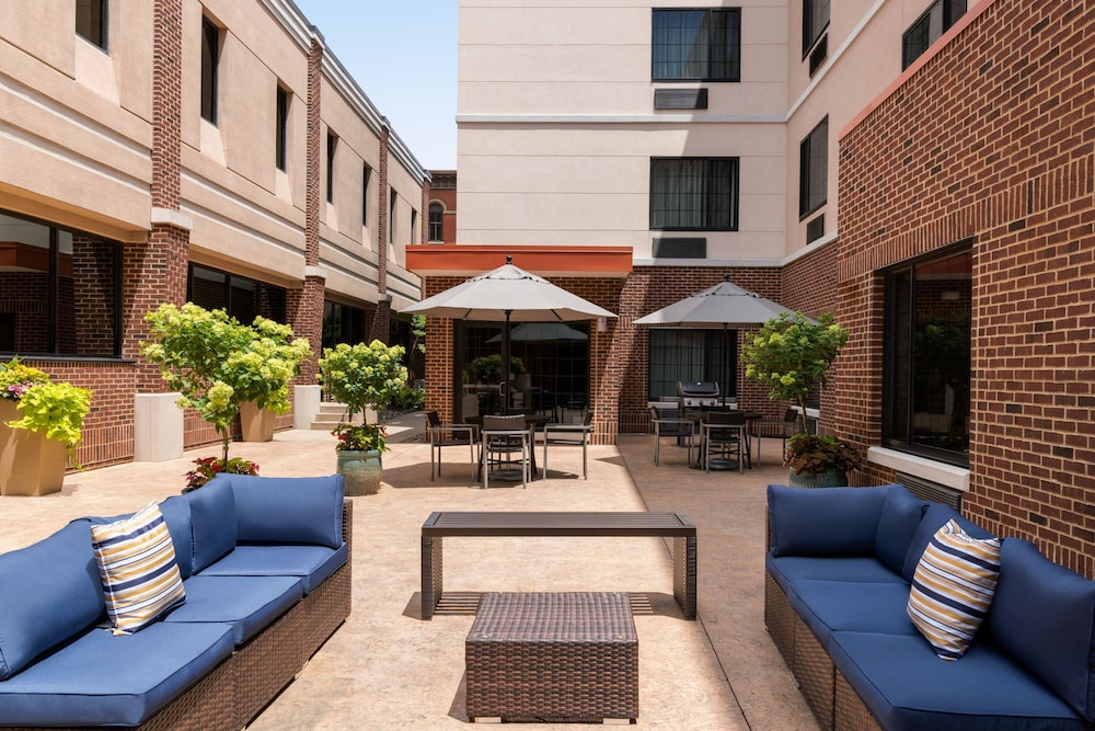 TownePlace Suites Williamsport - photo 27