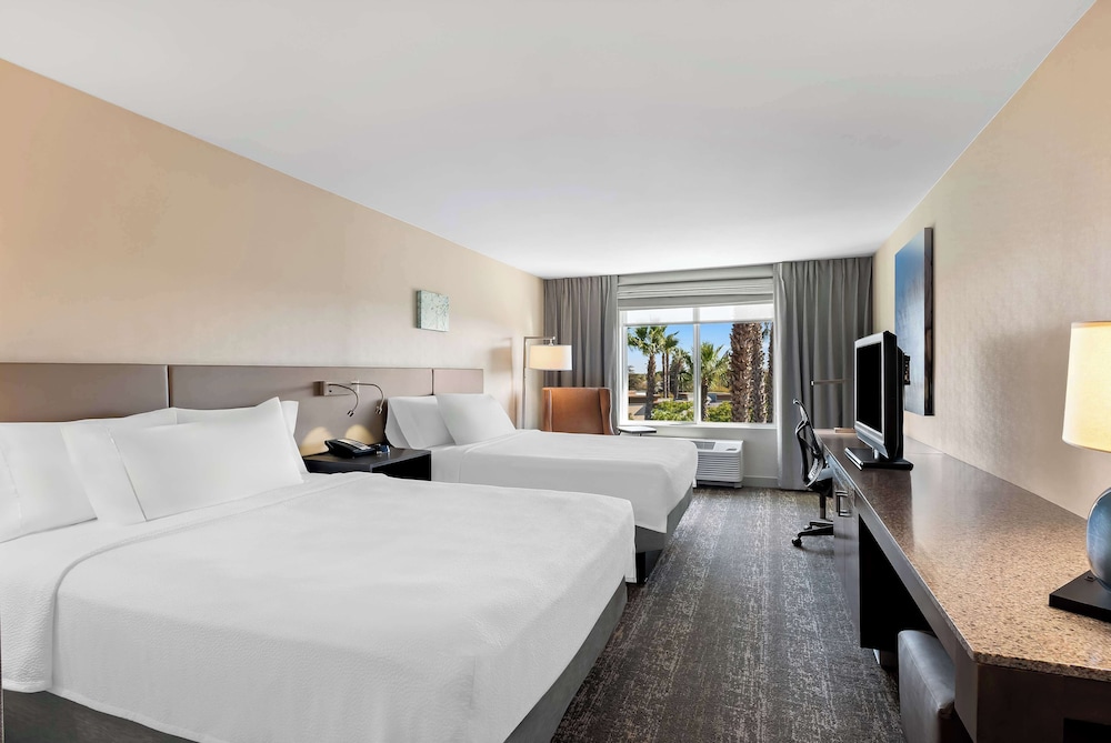 Hilton Garden Inn Fairfield - photo 22