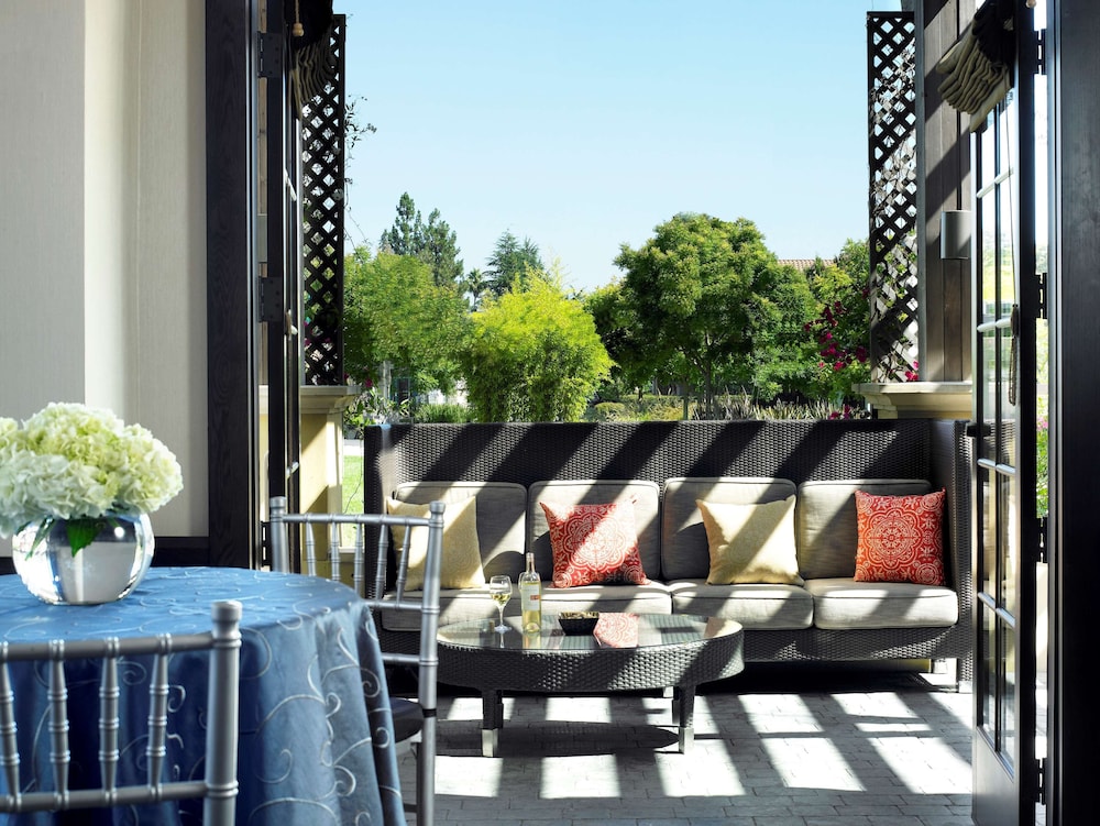 Juniper Hotel Cupertino Curio Collection by Hilton - photo 50