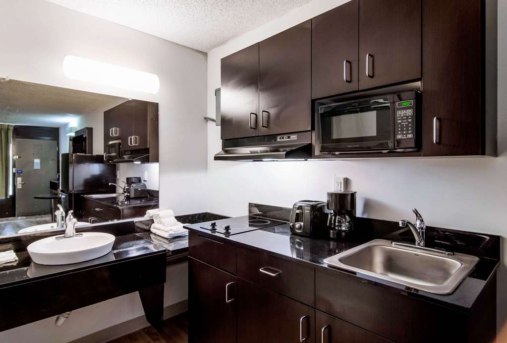 Studio 6 Extended Stay Lagrange GA - photo 17