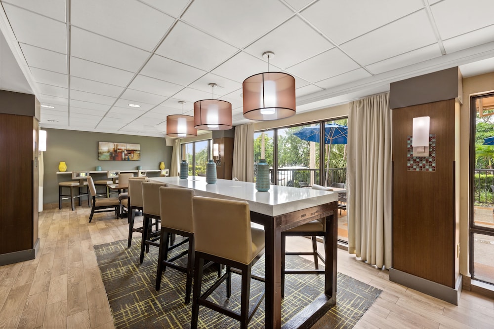 Hampton Inn Miami Airport West - photo 3