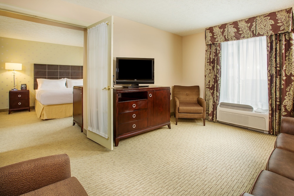 Holiday Inn Bloomington University Area by IHG - photo 12