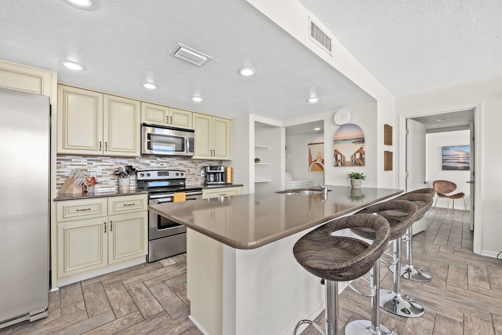 Sandpiper Beacon Beach Resort - photo 193