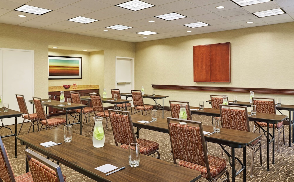 Hampton Inn & Suites Schertz - photo 41