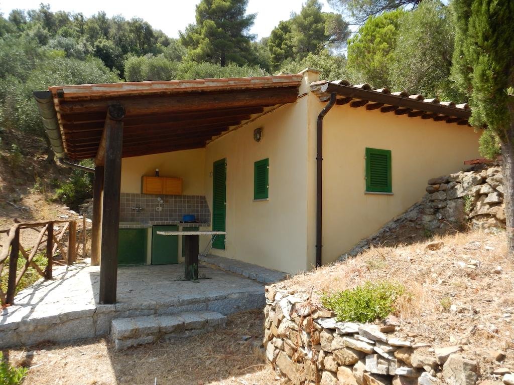 Agriturismo Galenzana — 4-Star Luxury Hotel in Marina Di Campo, Italy