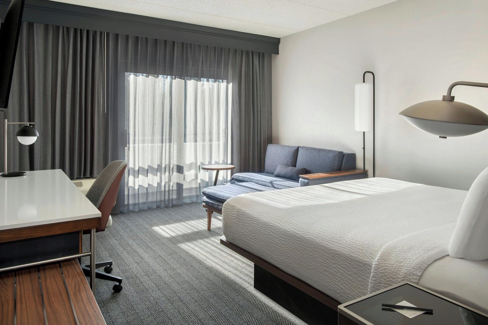 Courtyard by Marriott Rye - carbon neutral hotel in Rye Brook