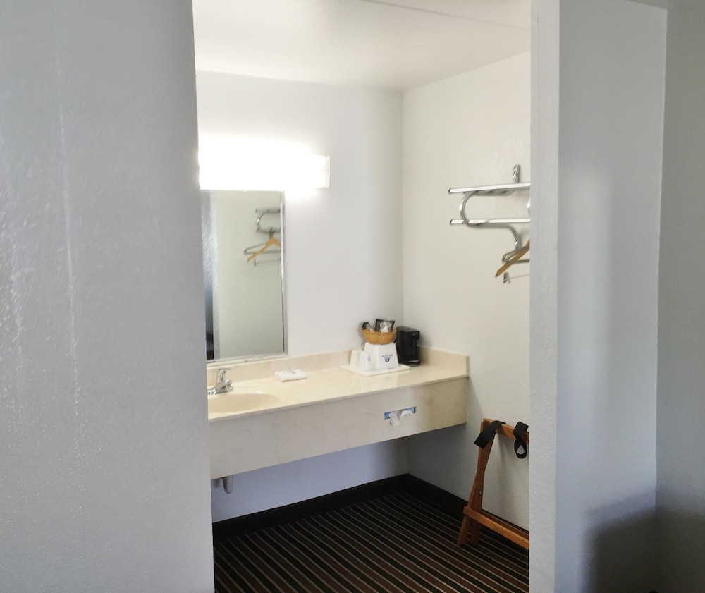 American Inn Morrilton - photo 11