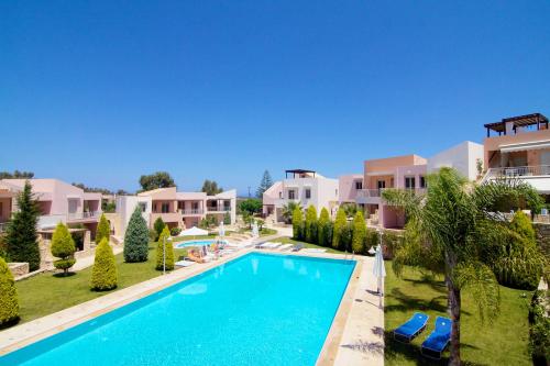 Royal Touch Suite — 4-Star Luxury Hotel in Loutra, Greece