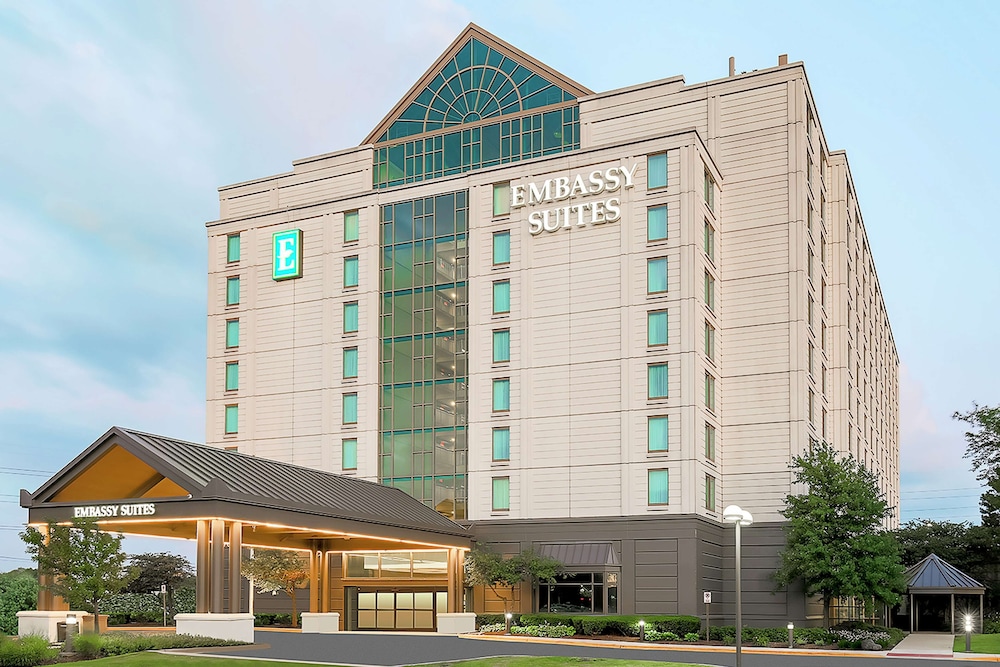 Embassy Suites by Hilton Chicago Lombard Oak Brook - featured photo