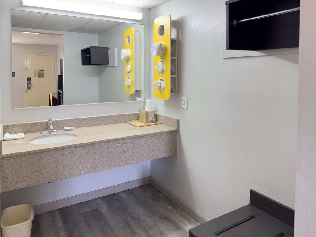 Motel 6 Dyersburg TN - photo 25