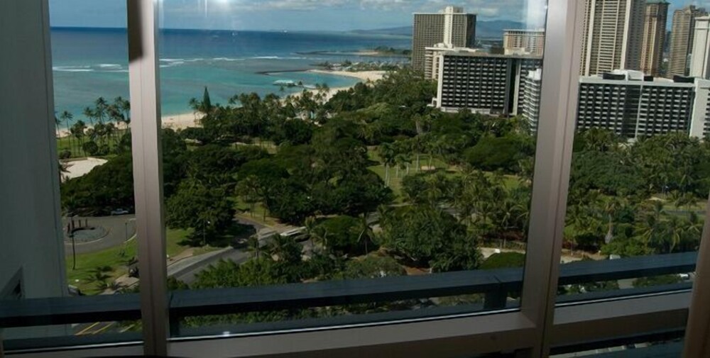 Jet Luxury at The Trump Waikiki - photo 60