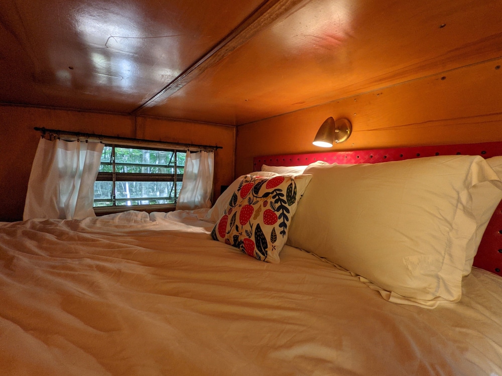 Coadys' Point of View Lake Resort - photo 98