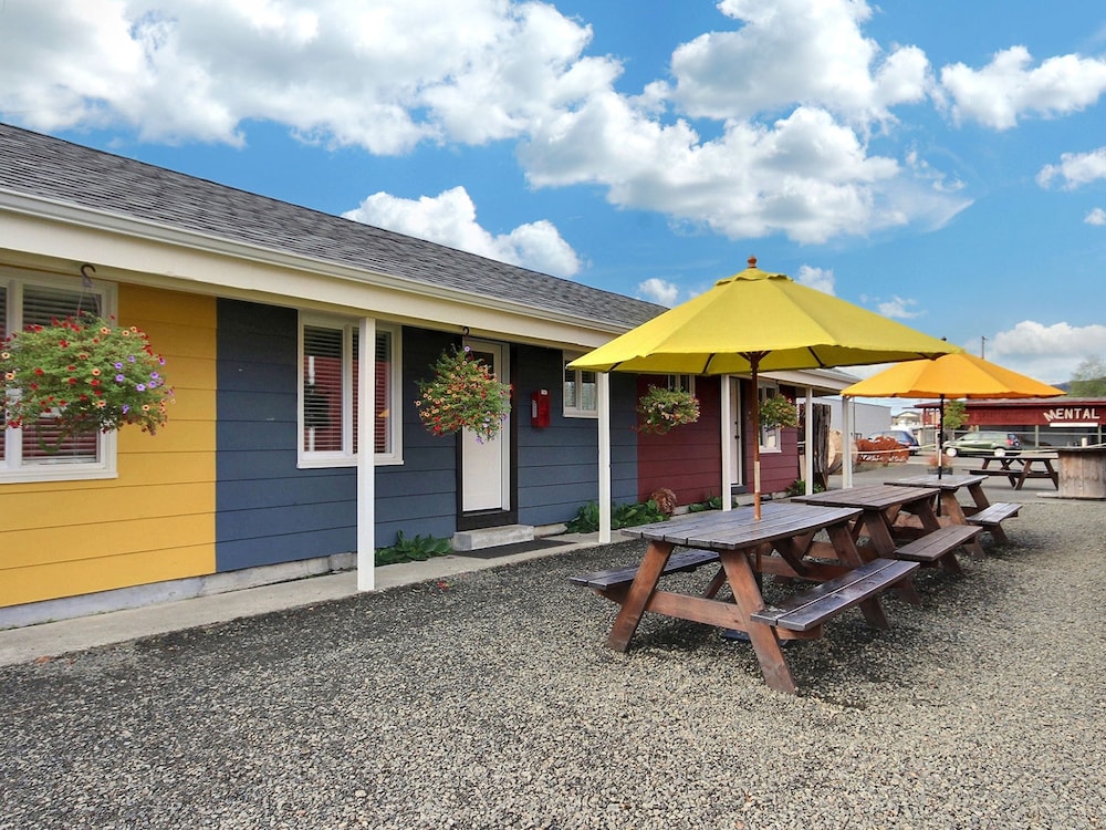 Pitchwood Inn - photo 43