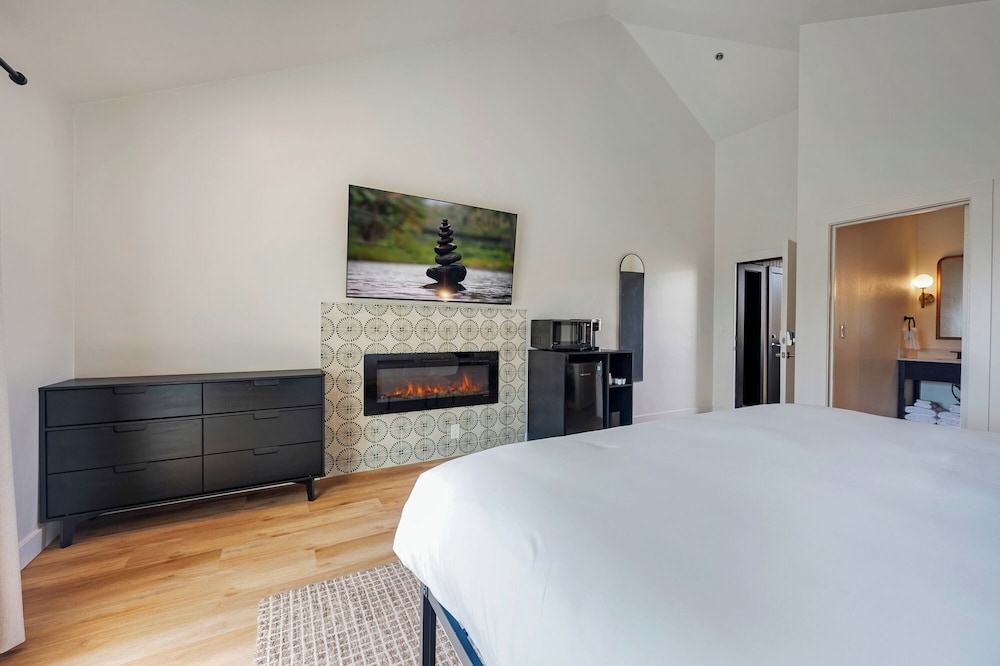 Bodega Coast Inn and Suites - photo 7