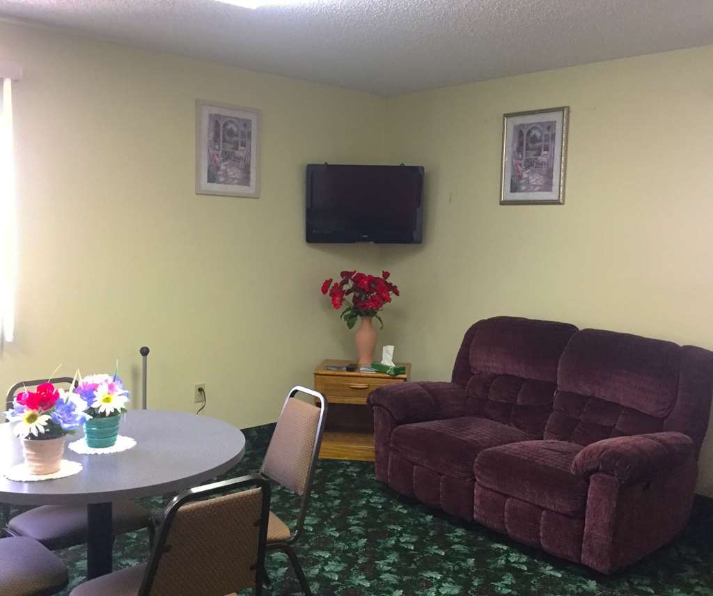 Americas Best Value Inn West Frankfort - photo 6