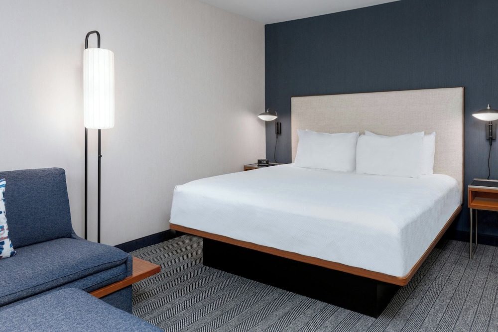 Courtyard By Marriott Danbury - photo 10