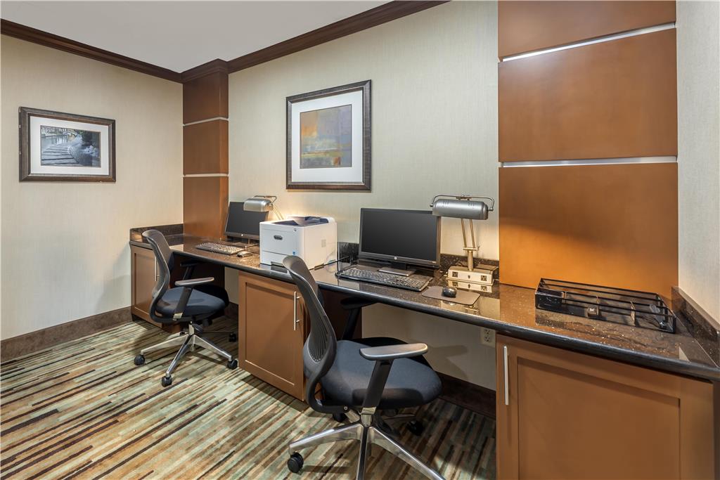 Best Western Plus Atrium Inn - photo 32