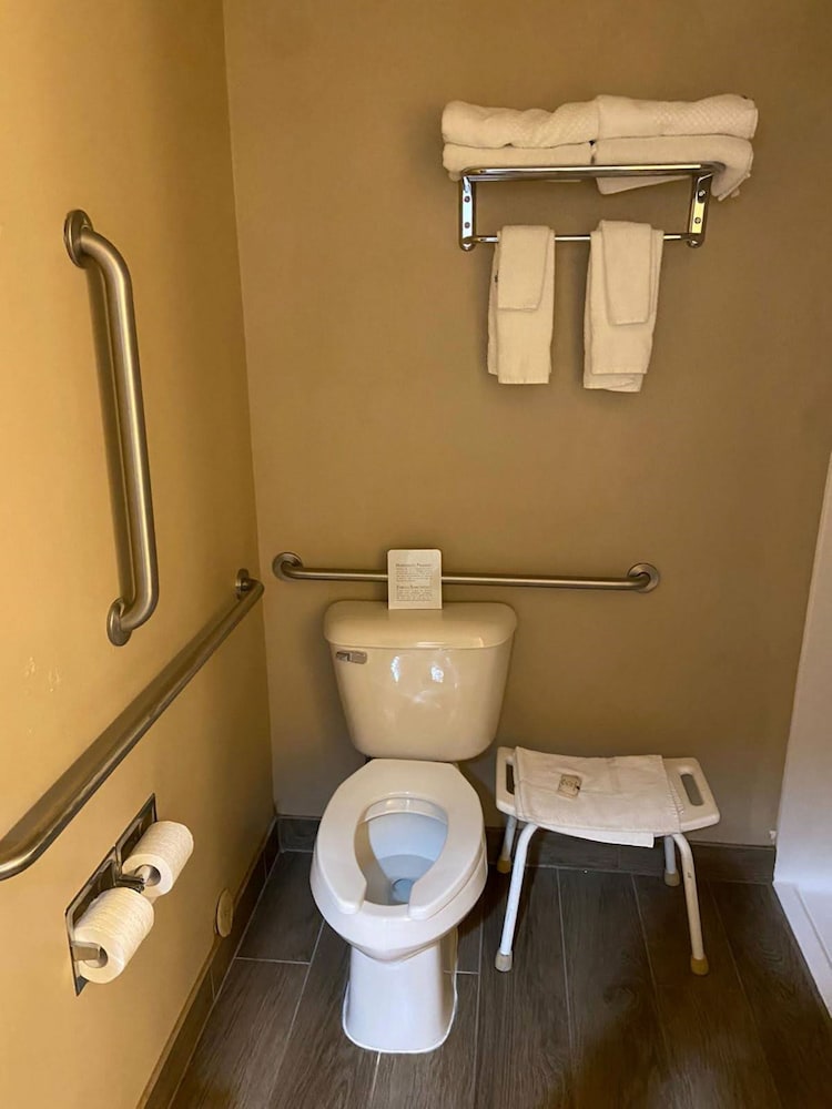 Wingate by Wyndham Beaver I 15 - photo 18