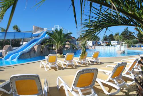 Camping La Route Blanche — 5-Star Luxury Hotel in Granville, France
