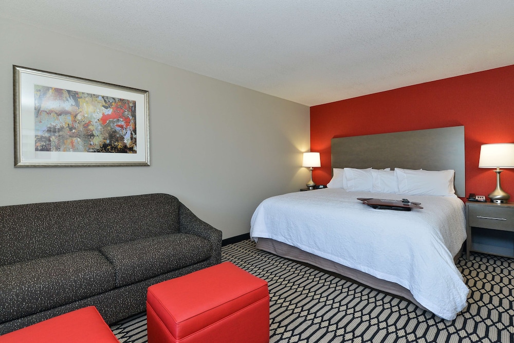 Hampton Inn Middletown - photo 26