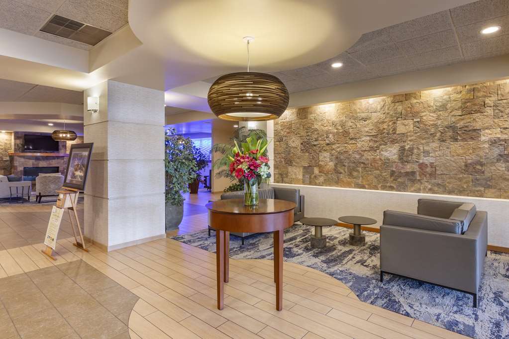 Best Western Plus Butte Plaza Inn - photo 36