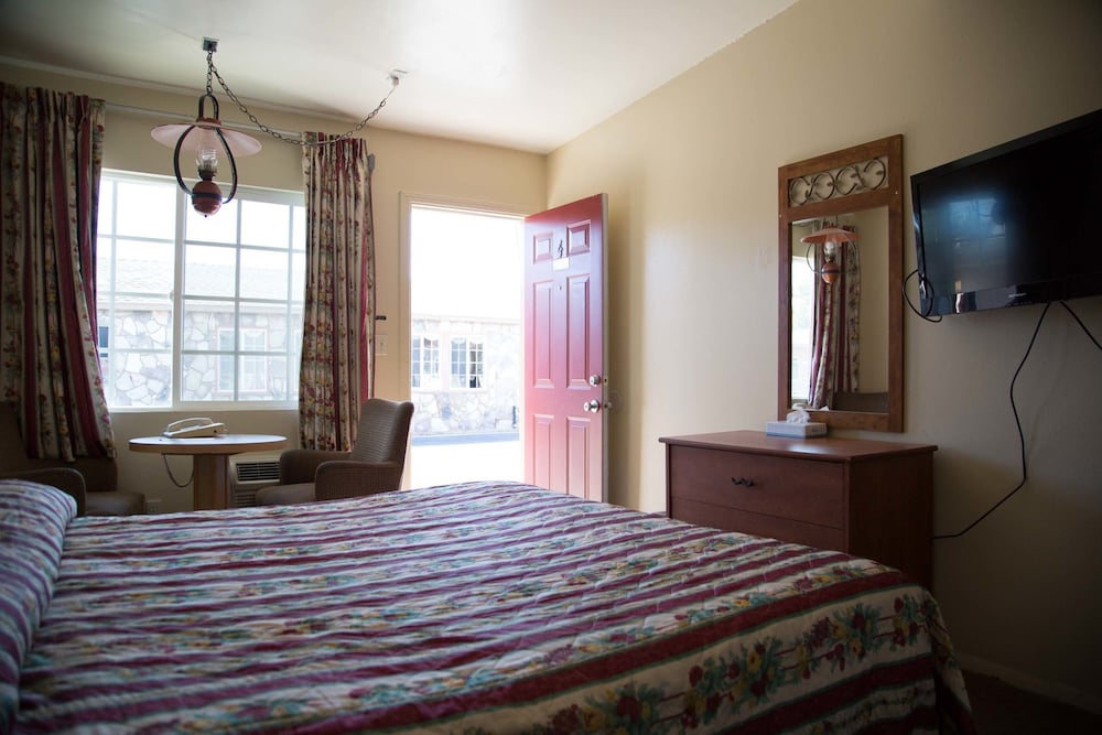 Boron Motel - photo 7