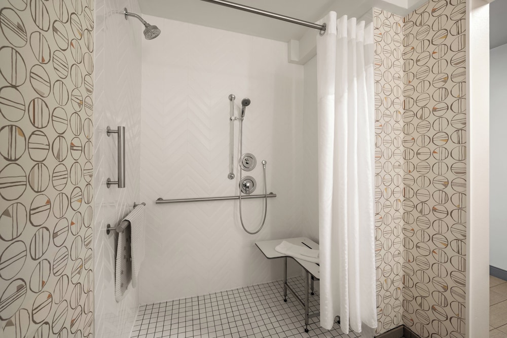 Holiday Inn Ontario by IHG - photo 24
