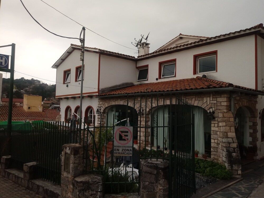 Hotel Namuncurá in Rio Ceballos, Argentina