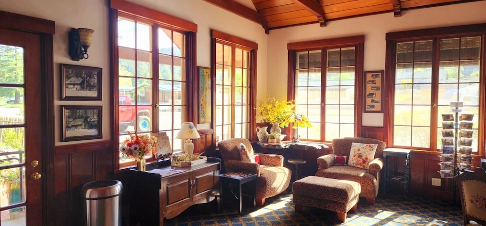 Miranda Gardens Resort - photo 12