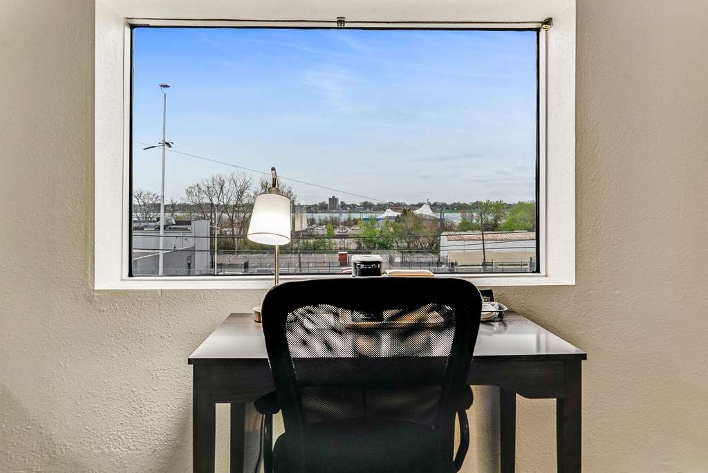 Quality Inn Detroit Downtown - photo 22