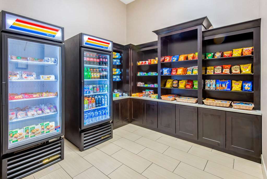 La Quinta Inn & Suites by Wyndham Gainesville - photo 29