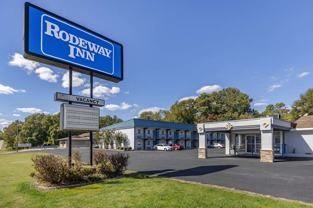 Rodeway Inn Union in Union, United States